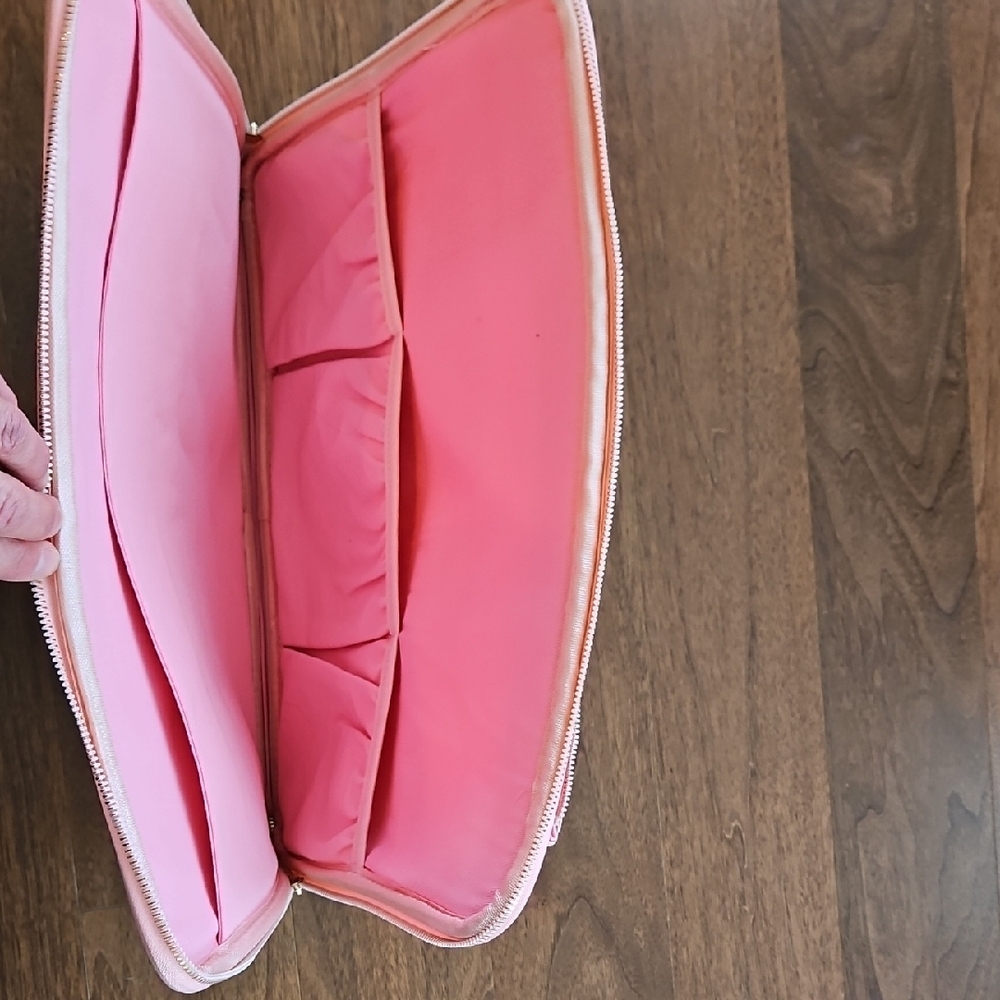 Pink Laptop Sleeve - Picture 2 of 3